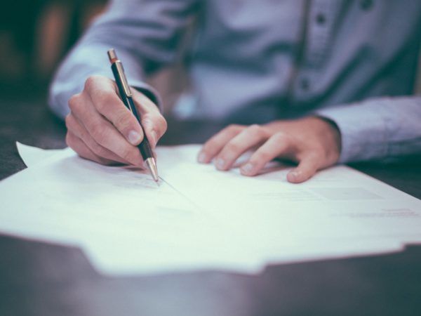 Het inhuren van een letselschade advocaat kan u veel geld kosten. Terwijl een letselschadejurist van ons kantoor hetzelfde voor u kan betekenen, maar dan gratis.